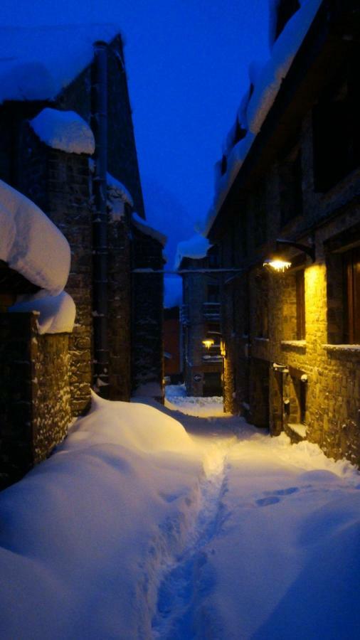 Edif. La Corona Daire El Pueyo de Jaca Dış mekan fotoğraf